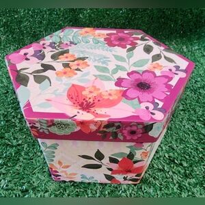 Floral Hexagonal Gift Box!! 90s